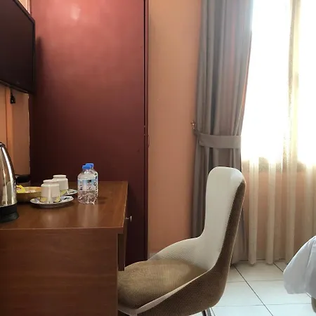 Kyrenia Reymel Отель Кирения