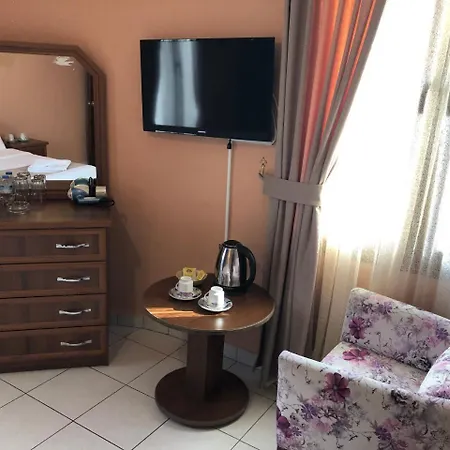 Отель Kyrenia Reymel Кирения